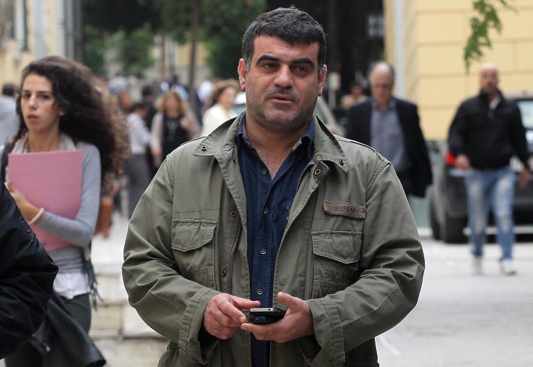 Συνελήφθη ο Κώστας Βαξεβάνης μετά τη μήνυση του Αντώνη Σαμαρά | tanea.gr