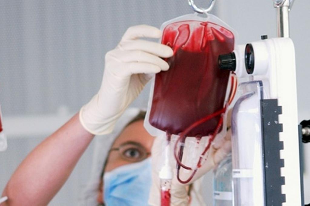 Κίνδυνος για εκατοντάδες ασθενείς λόγω έλλειψης αίματος