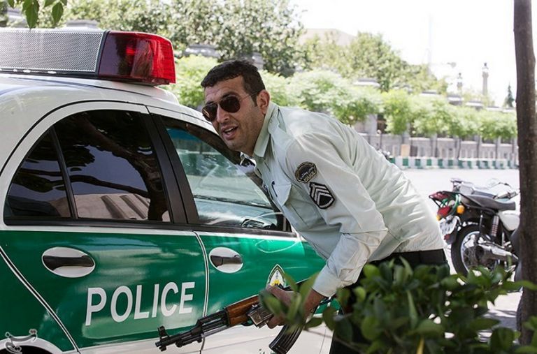 Ιράν: Πέντε αστυνομικοί νεκροί σε θρησκευτικές διαδηλώσεις | tanea.gr