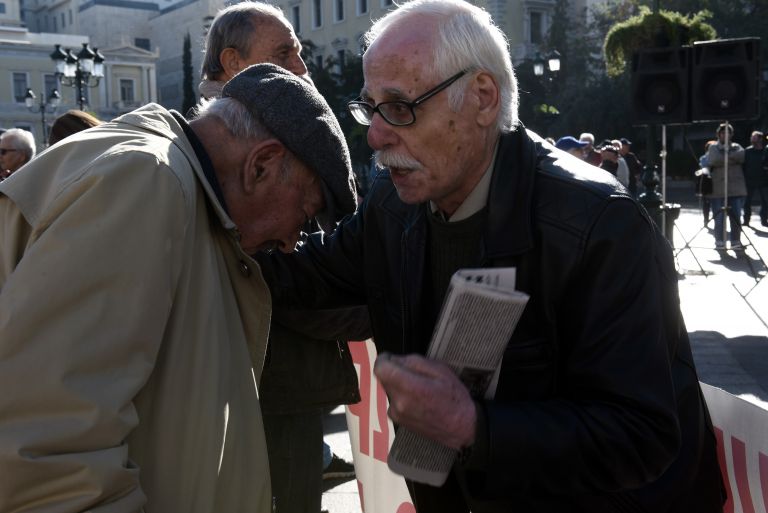 Διευκρινίσεις για συνταξιούχους που είναι δικαιούχοι πνευματικών δικαιωμάτων | tanea.gr