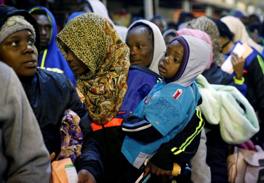 Οι δουλέμποροι της Λιβύης συνδέονται με τις επίσημες αρχές