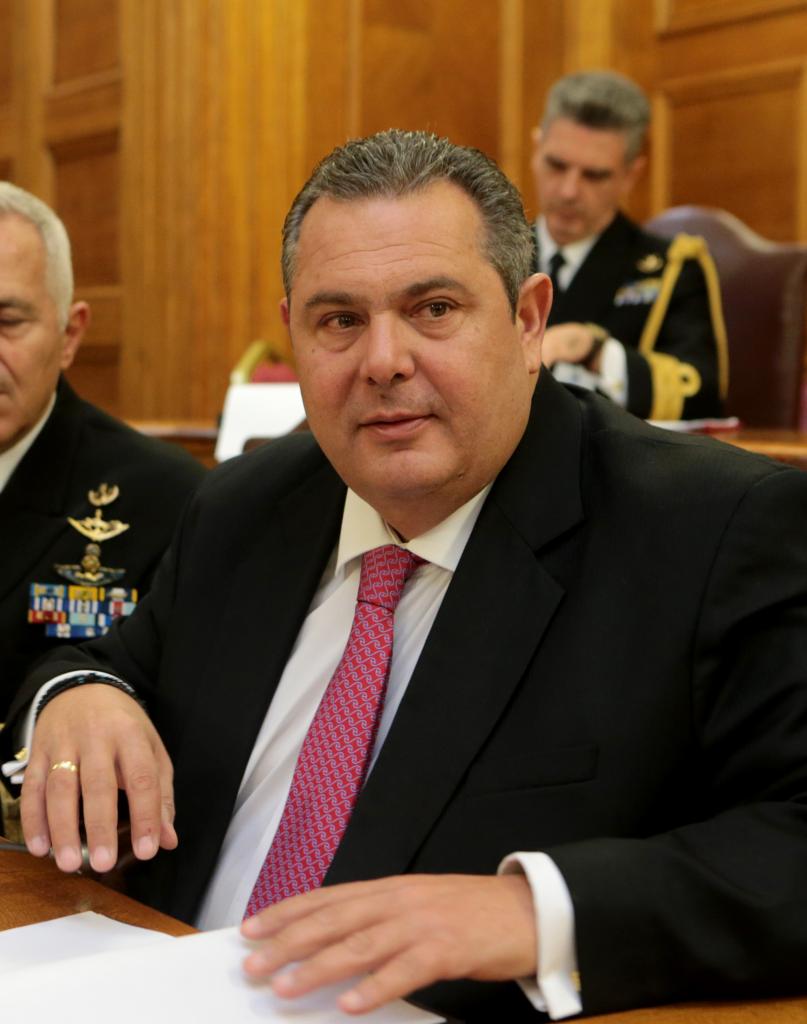 Ο Καμμένος γλεντάει και τραγουδά Στράτο Διονυσίου (βίντεο)