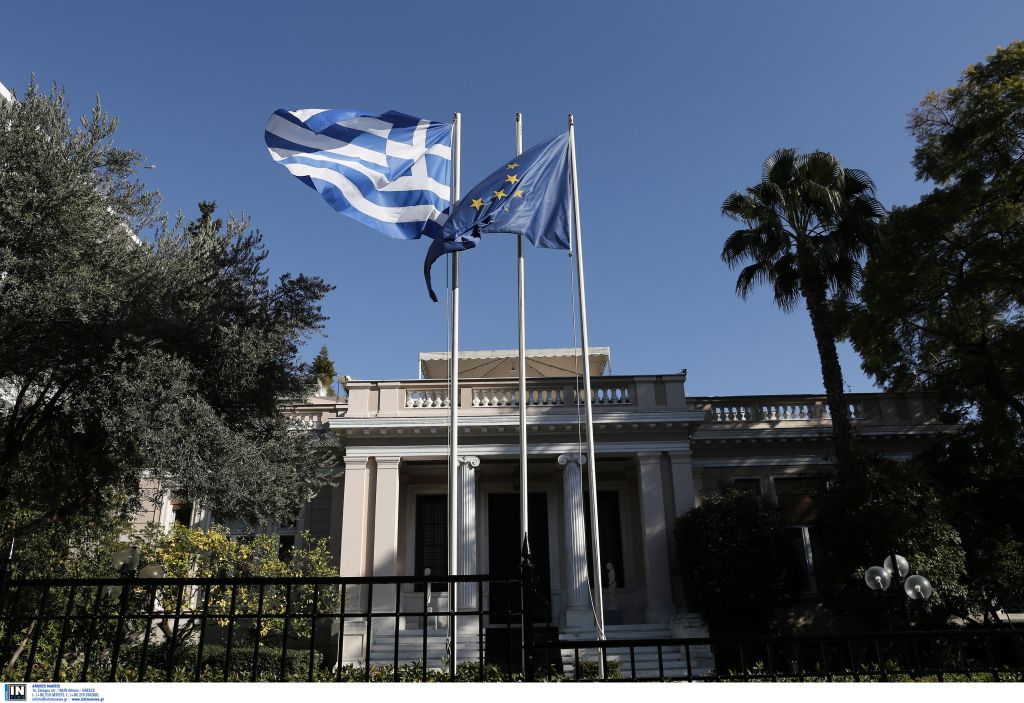 Μαξίμου κατά Μητσοτάκη: «Καλά ξεμπερδέματα»