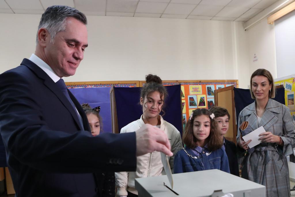 Κύπρος: Μετά τις εκλογές βγήκαν τα «μαχαίρια» στο ΔΗΚΟ