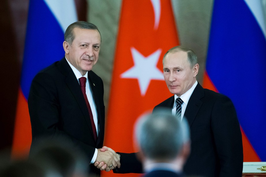 Επικοινωνία Ερντογάν – Πούτιν για τις επιχειρήσεις στην Συρία