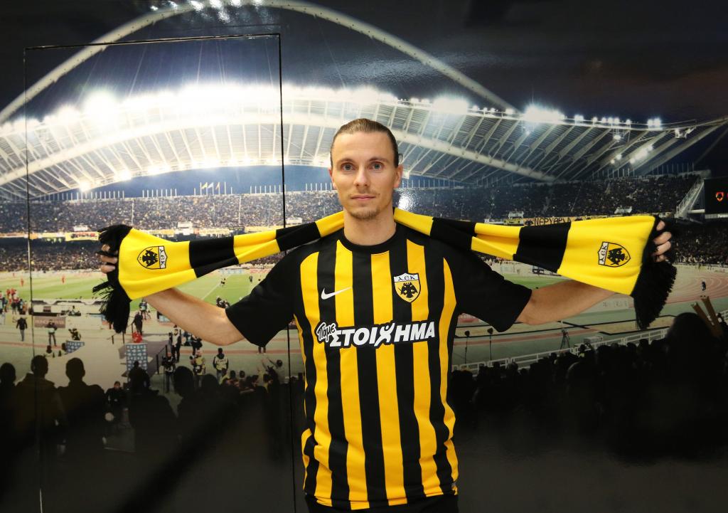 Χωρίς Χουλτ η λίστα της ΑΕΚ για τους αγώνες με την Ντιναμό Κιέβου