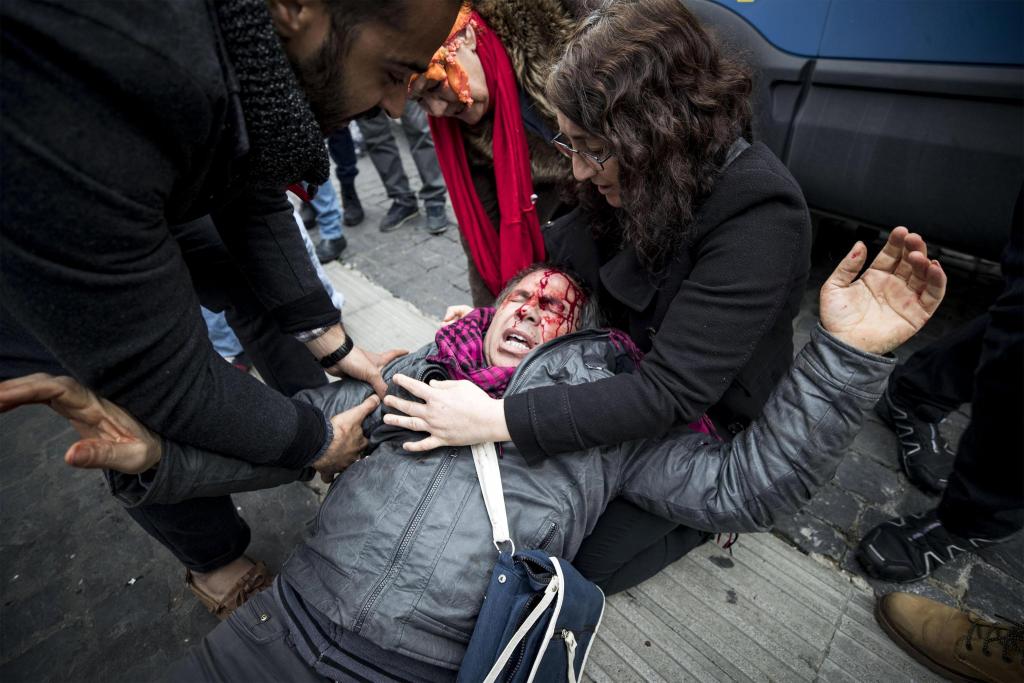Ρώμη: Ενας τραυματίας σε συμπλοκές της αστυνομίας με κούρδους διαδηλωτές