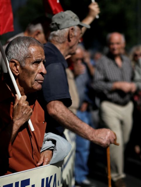 Ζητούν επιστροφή των λανθασμένων εισφορών στις επικουρικές