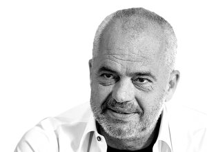 «Οι Τσάμηδες έχουν το δικαίωμα να διεκδικήσουν περιουσίες»