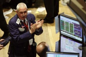 Επανήλθε στο «πράσινο» η Γουόλ Στριτ