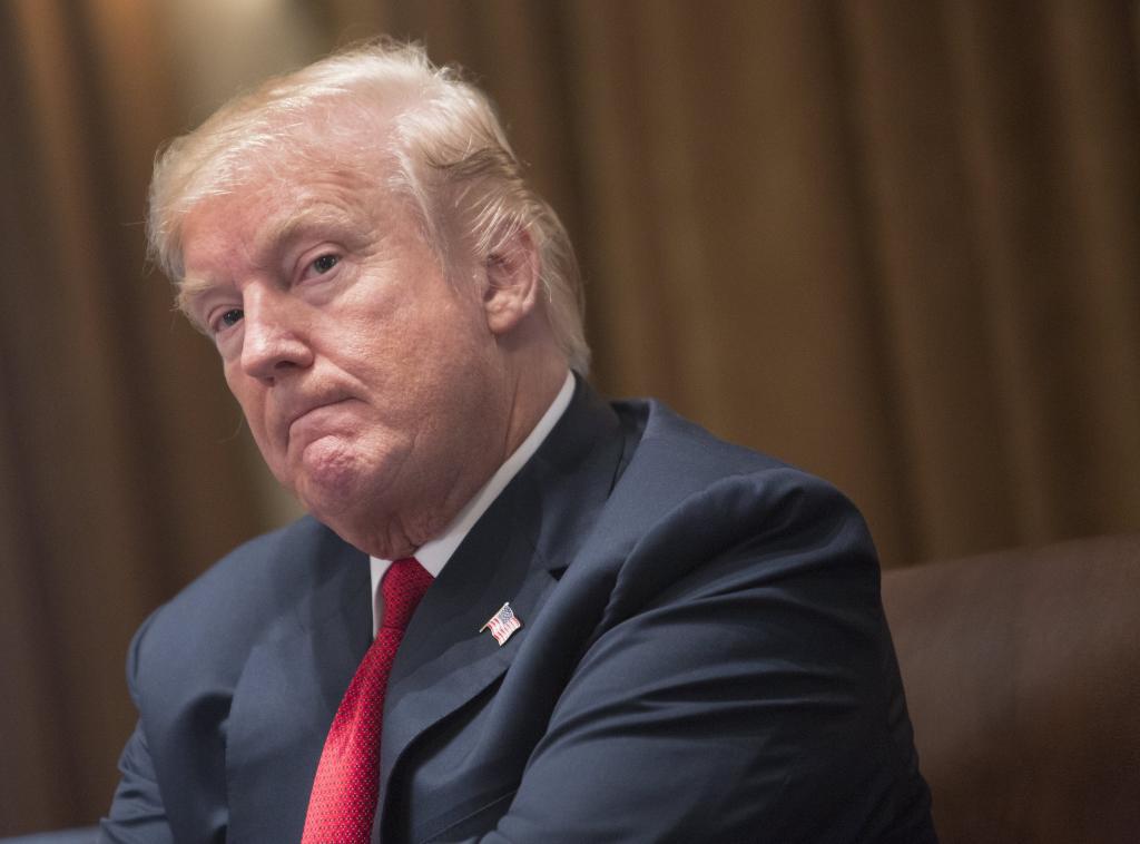 Ο Τραμπ θέλει να καταθέσει στον ειδικό ανακριτή