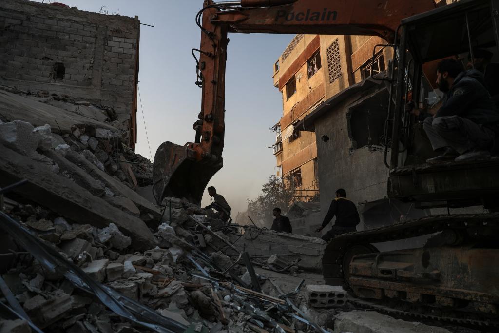 Ισραηλινά μαχητικά βομβάρδισαν θέσεις του συριακού στρατού