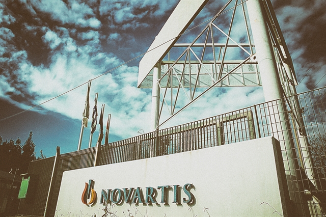 O κουκουλοφόρος μάρτυρας και η υπόθεση Novartis