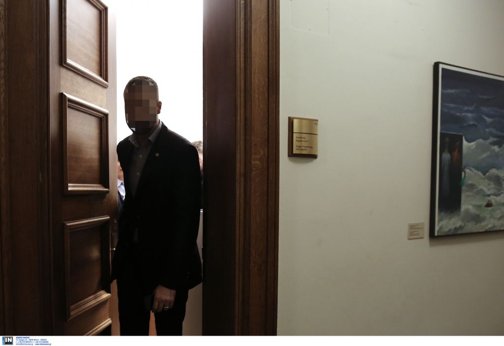 Μαρτυρία για απόπειρα αυτοκτονίας στελέχους της Novartis