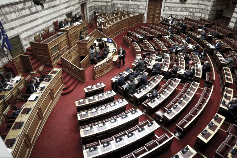«Ορθώς διαβιβάστηκε η δικογραφία της Novartis στη Βουλή» | tanea.gr
