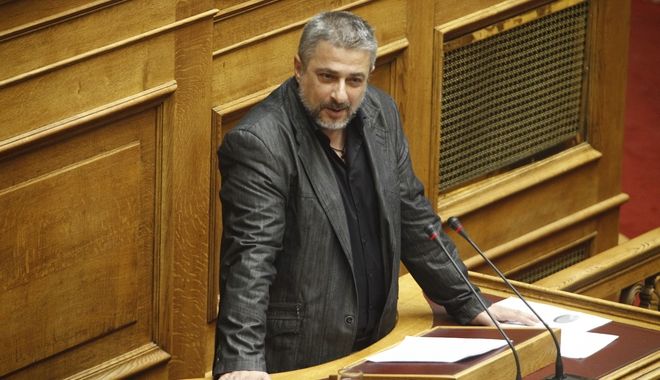 Φυλάκιση 12 μηνών με αναστολή στον βουλευτή της Χρυσής Αυγής Γ. Σαχινίδη | tanea.gr