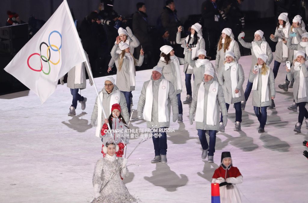 Πιονγκτσάνγκ 2018:Ρώσοι αθλητές συμμετείχαν στην παρέλαση με τη σημαία της ΔΟΕ