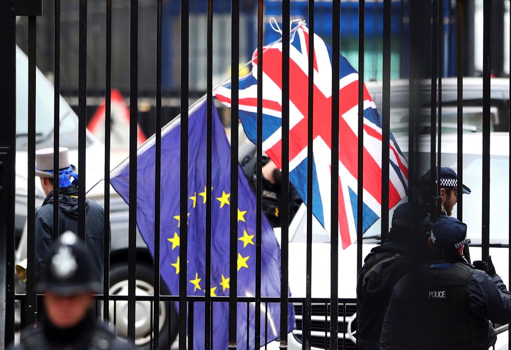FT: Πιέσεις στην ΕΕ για το σχέδιο Brexit που επιθυμεί το Σίτι του Λονδίνου