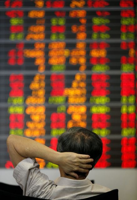 Μετοχές αξίας 5 δισ. δολαρίων προς πώληση από την Κίνα