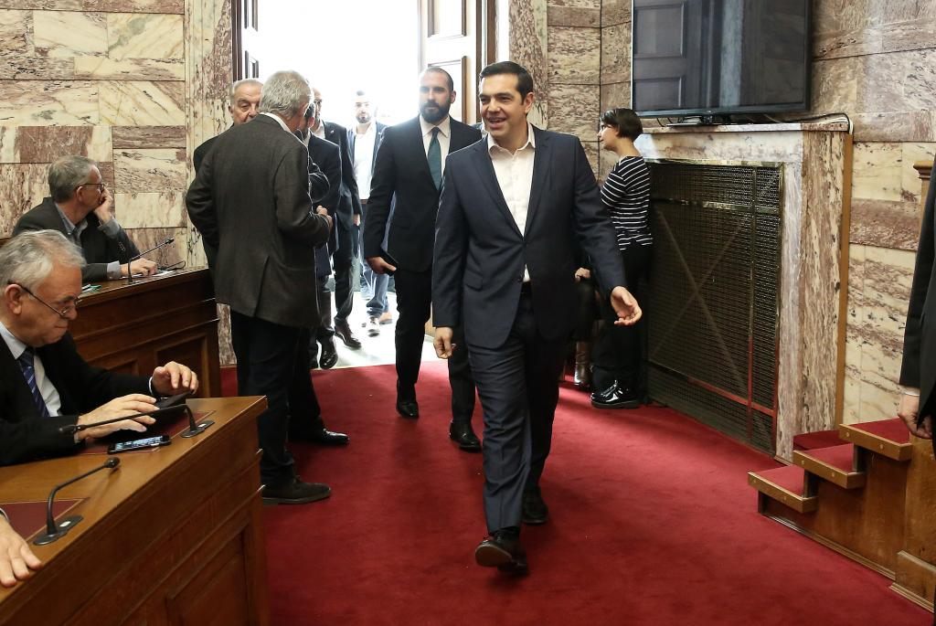 Τσίπρας για «Μακεδονικό»: Η χώρα δεν καλείται να δώσει αλλά να πάρει πίσω