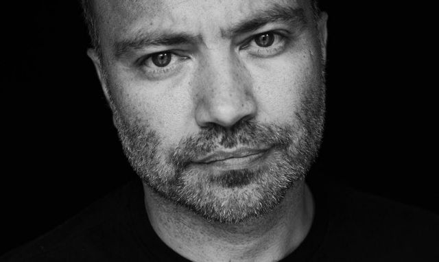 Με δύναμη από τη Νέα Υόρκη