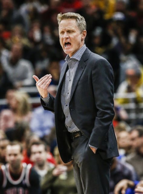 Ο κόουτς είναι περιττός