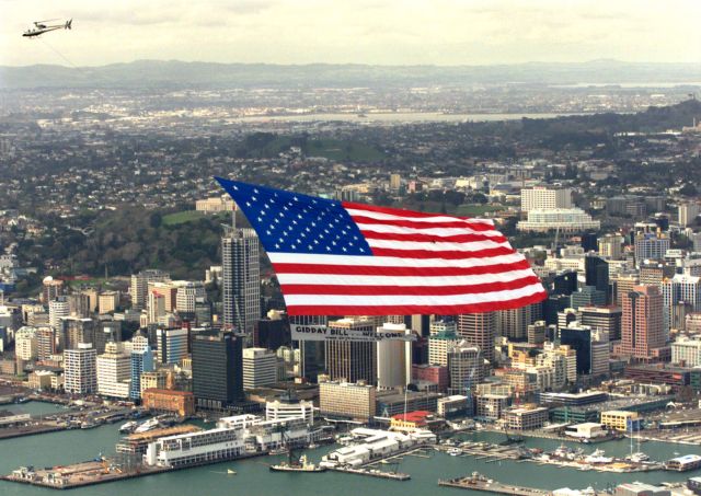 Ξεπέρασαν τα $13 τρισ. τα χρέη των αμερικανικών νοικοκυριών