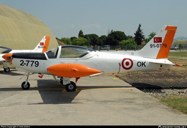 Συντριβή τουρκικού εκπαιδευτικού αεροσκάφους: Νεκροί οι πιλότοι | tanea.gr