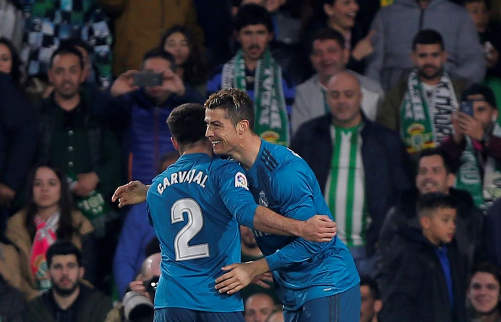 Βροχή τα γκολ, επιβίωσε η Ρεάλ