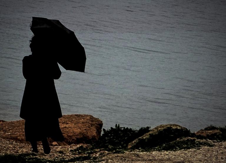 Κακοκαιρίας συνέχεια: Βροχές και καταιγίδες και την Κυριακή | tanea.gr