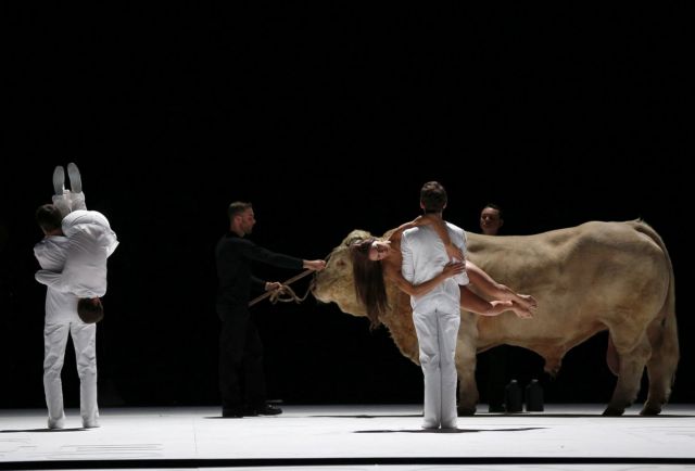 Πώς η Οπερα του Παρισιού κερδίζει τους 20άρηδες