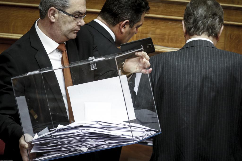 Η επόμενη ημέρα: Πρόβα εκλογών σε κλίμα εθνικού διχασμού;