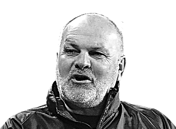 Παρέλαβα ερείπια, αφήνω ομάδα