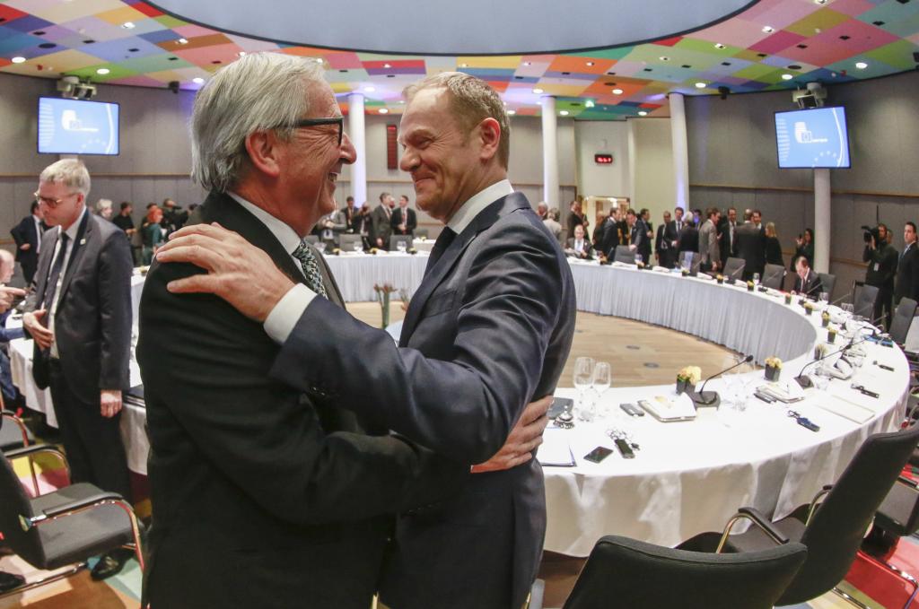 Η ΕΕ θα διαλυθεί αν οι ηγέτες δεν ασχοληθούν με όσα απασχολούν τους πολίτες