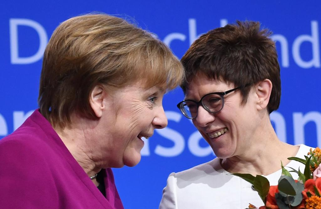 Γερμανία: Η «μίνι Μέρκελ» νέα γενική γραμματέας του CDU