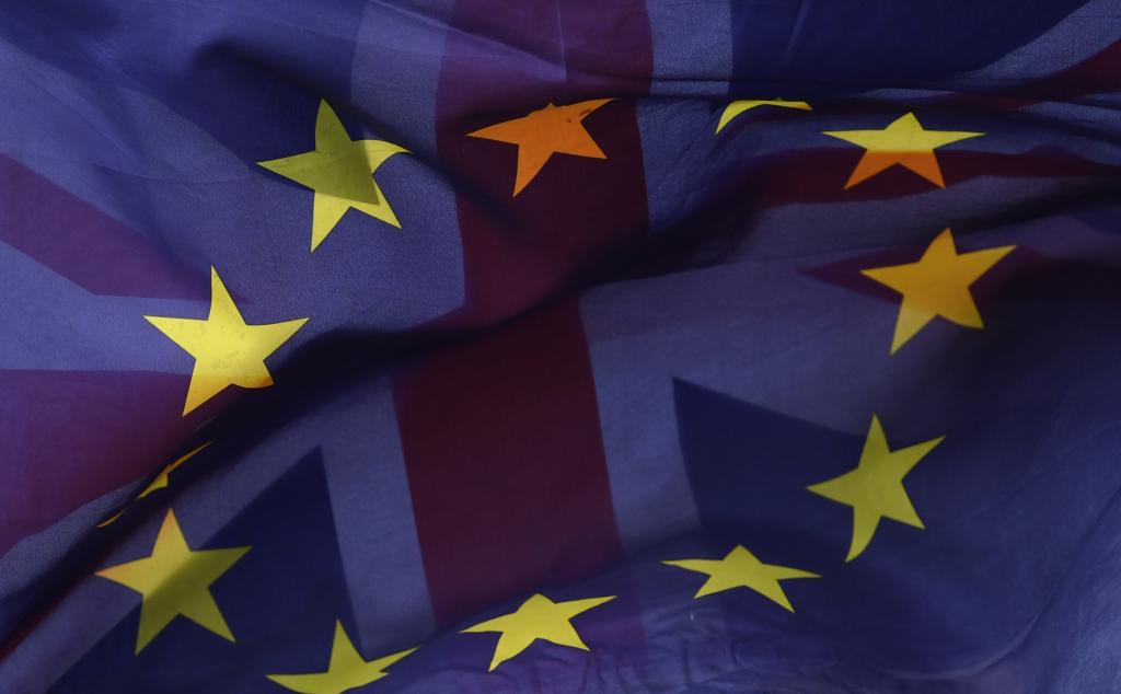 Το σχέδιο αποχώρησης της Βρετανίας από την ΕΕ παρουσίασε η Κομισιόν