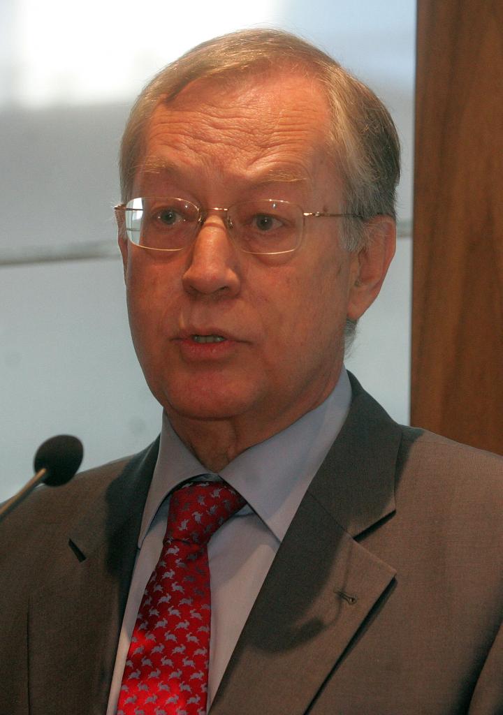 Πέθανε ο Μ. Ξανθάκης, πρώην πρόεδρος του Χρηματιστηρίου