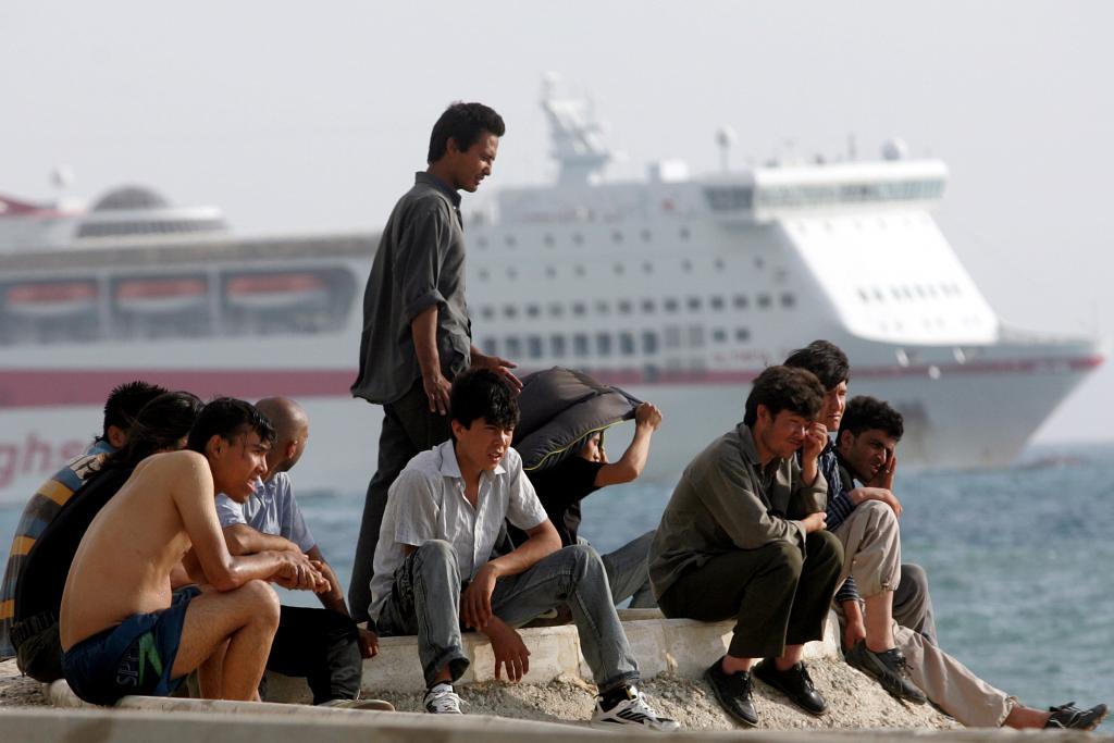 Επεισόδια στο λιμάνι της Πάτρας με μετανάστες