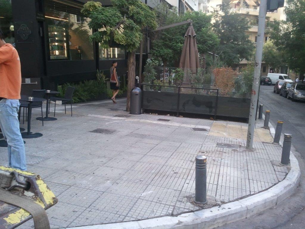 Μάχη για την απελευθέρωση δημόσιων χώρων