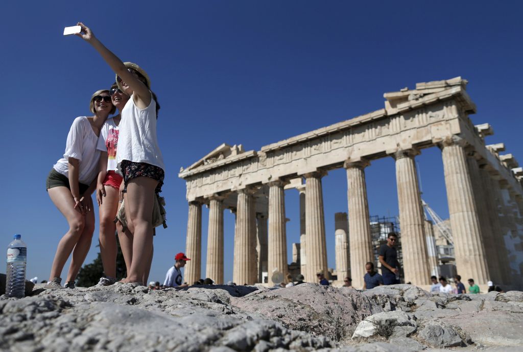Τουριστική «έκρηξη» στην Ελλάδα το καλοκαίρι