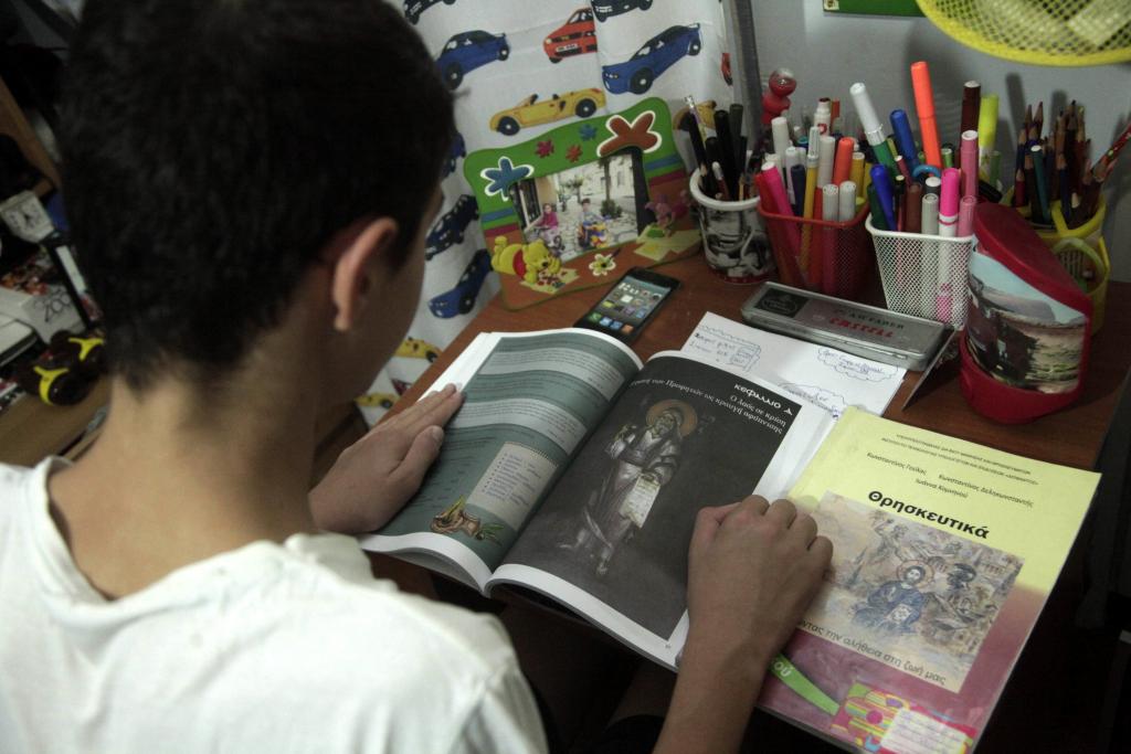 Πολιτικές αντιδράσεις μετά την απόφαση του ΣτΕ για τα θρησκευτικά