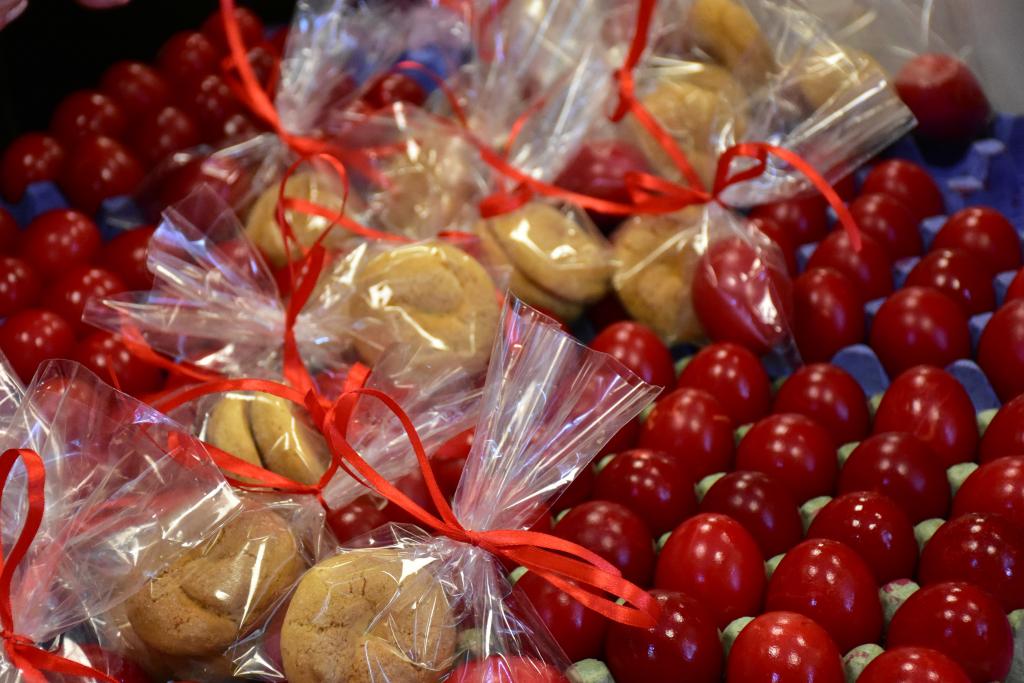 Ξεκίνησε το πασχαλινό ωράριο: Πώς θα λειτουργήσουν τα καταστήματα