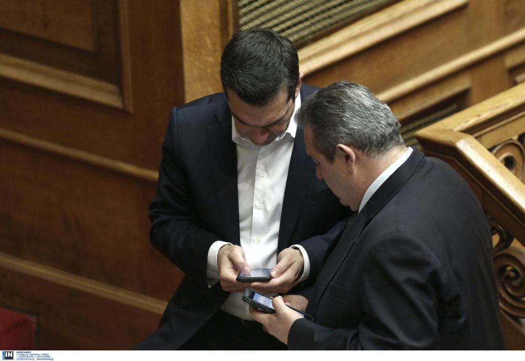 Γιατί ο Τσίπρας τηλεφωνεί έξι φορές την ημέρα στον Καμμένο;