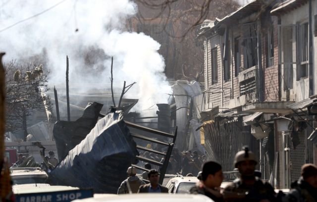 Αιματηρή επίθεση καμικάζι στην Καμπούλ – Ενα παιδί νεκρό