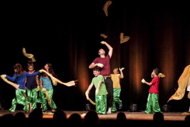 Start ups με θέατρο, χορό και ντοκιμαντέρ