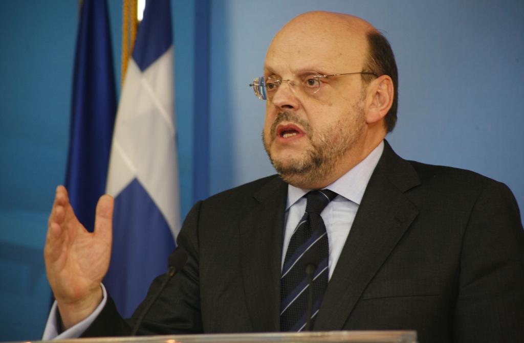 Καρφιά Αντώναρου κατά Σαμαρά: «Οποιος είναι αθώος πάει στην επιτροπή»