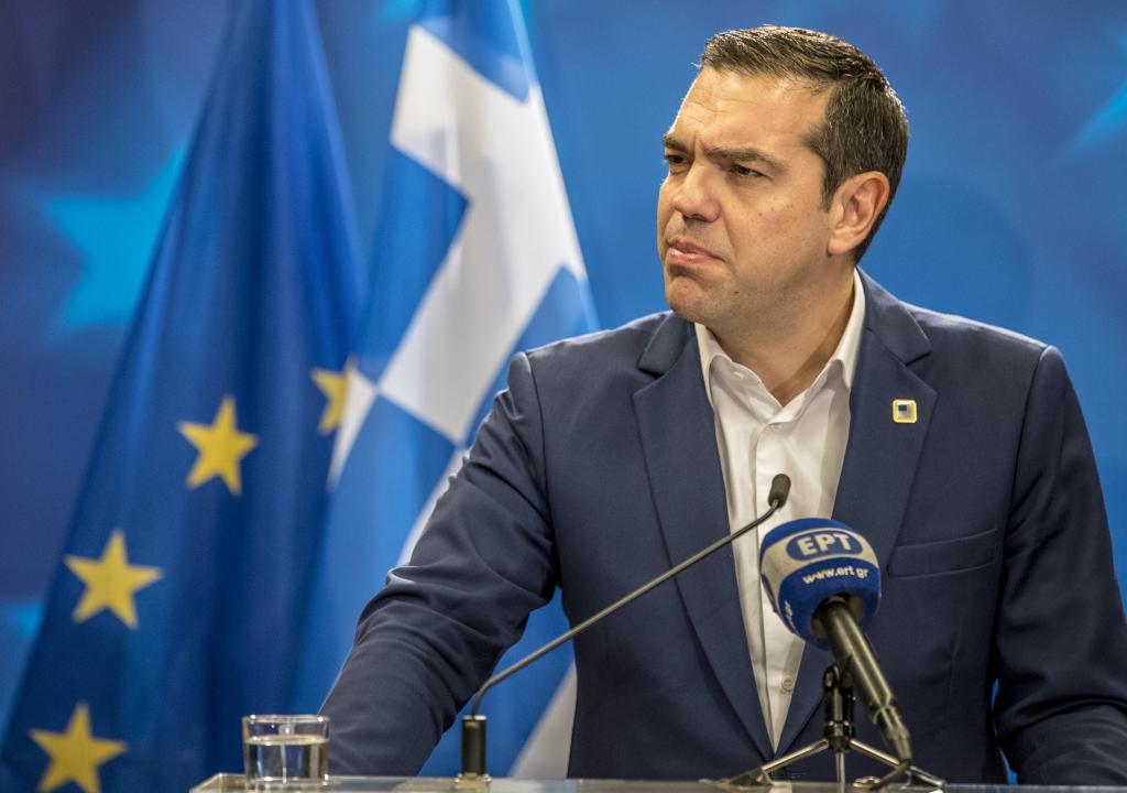 Ενημερώνουν συνεχώς τον Τσίπρα