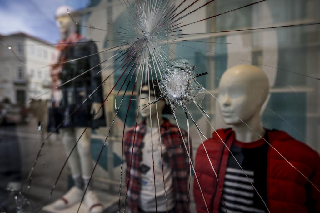 Η αστυνόμευση το πρόβλημα που αντιμετωπίζουν τα καταστήματα