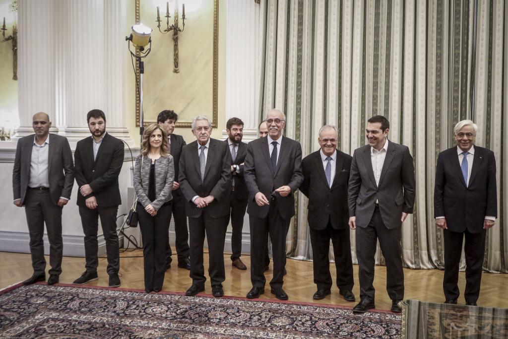 Ορκίστηκαν τα νέα μέλη της κυβέρνησης