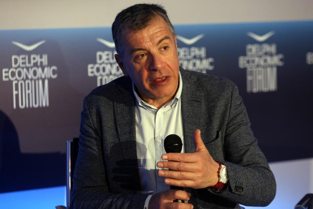 Θεοδωράκης: Η Τουρκία επιχειρεί διπλωματικό πόλεμο